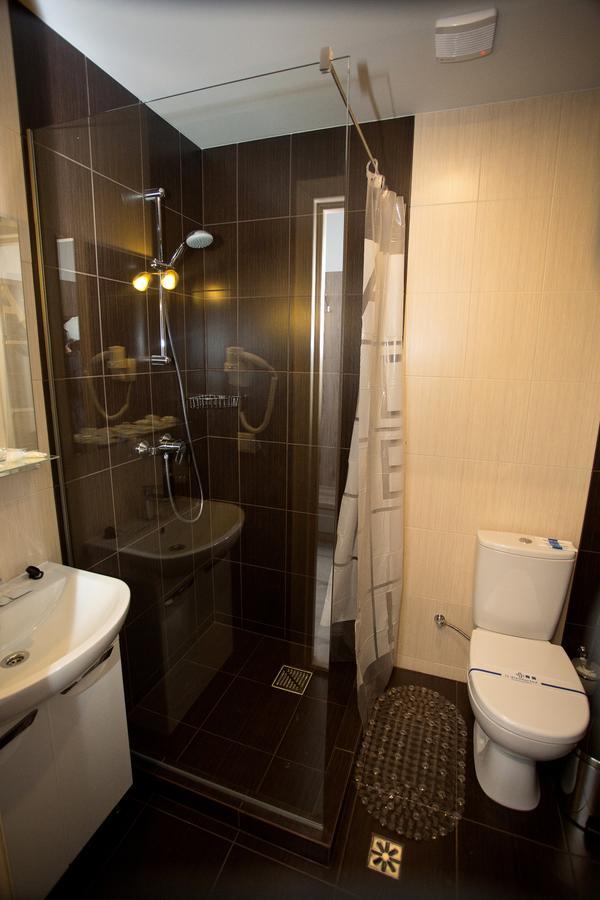 Praha Park Hotel Uzhhorod Luaran gambar